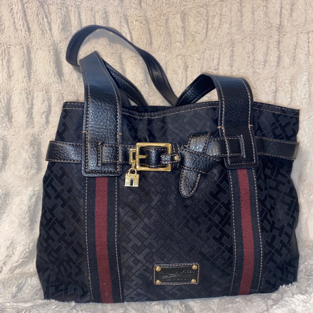 Tommy Hilfiger purse